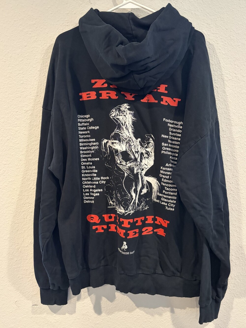 Zach Bryan Unisex Quittin Time 2024 Concert Tour Pullover Hoodie Sweatshirt L
